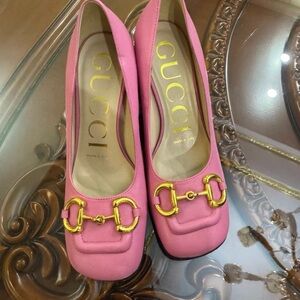 Gucci Pink Pumps with Gold Buckles